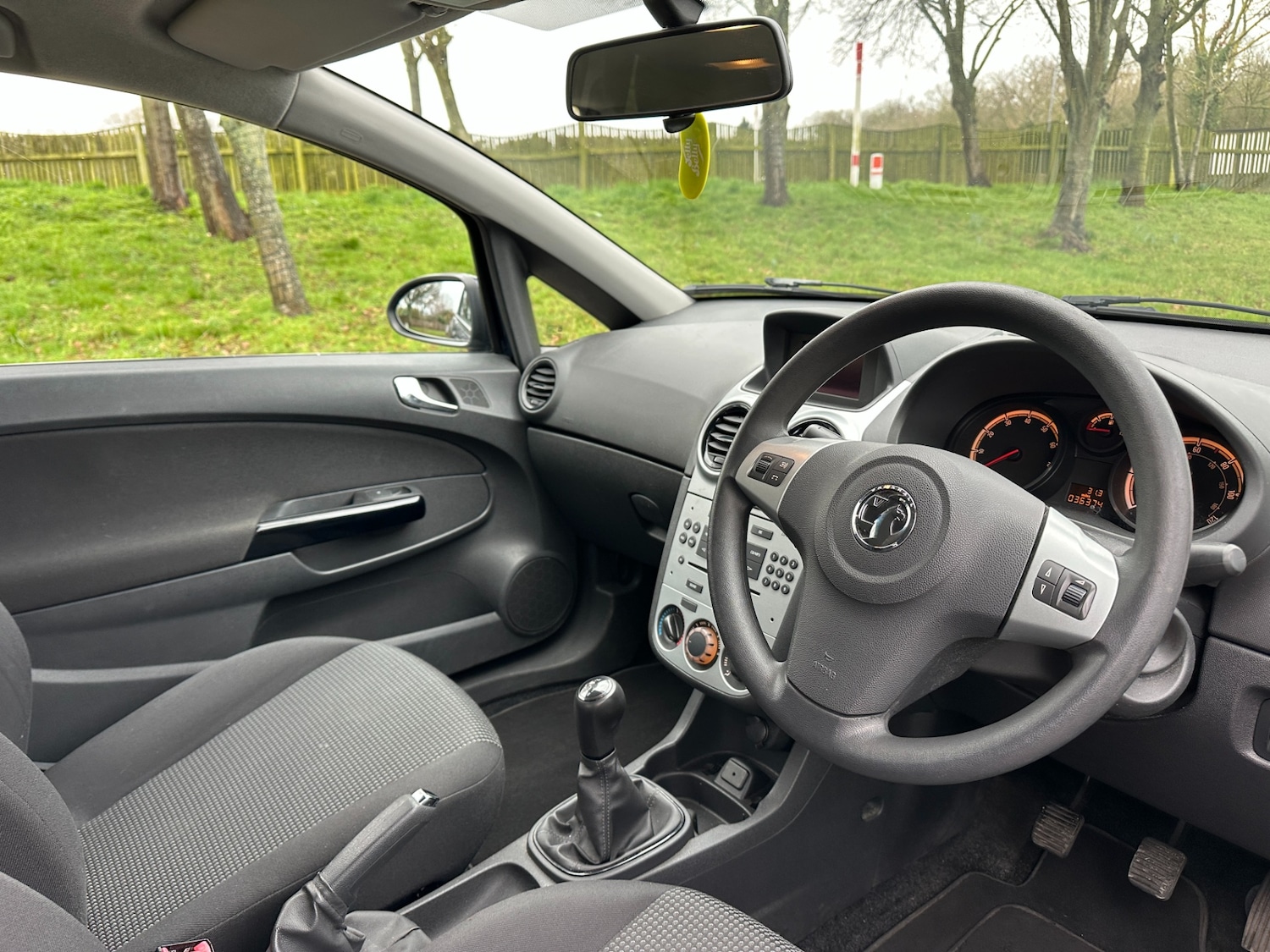 Used Vauxhall Corsa 2012 for sale - 77603765: Photo 11