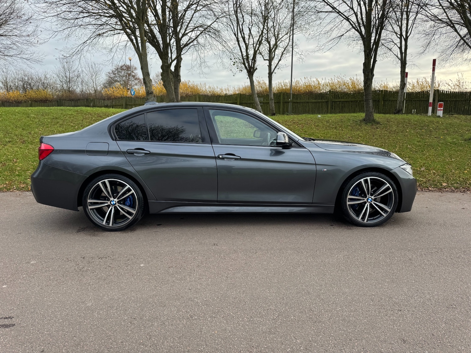 Used BMW 3 Series 2016 for sale - 73082606: Photo 2