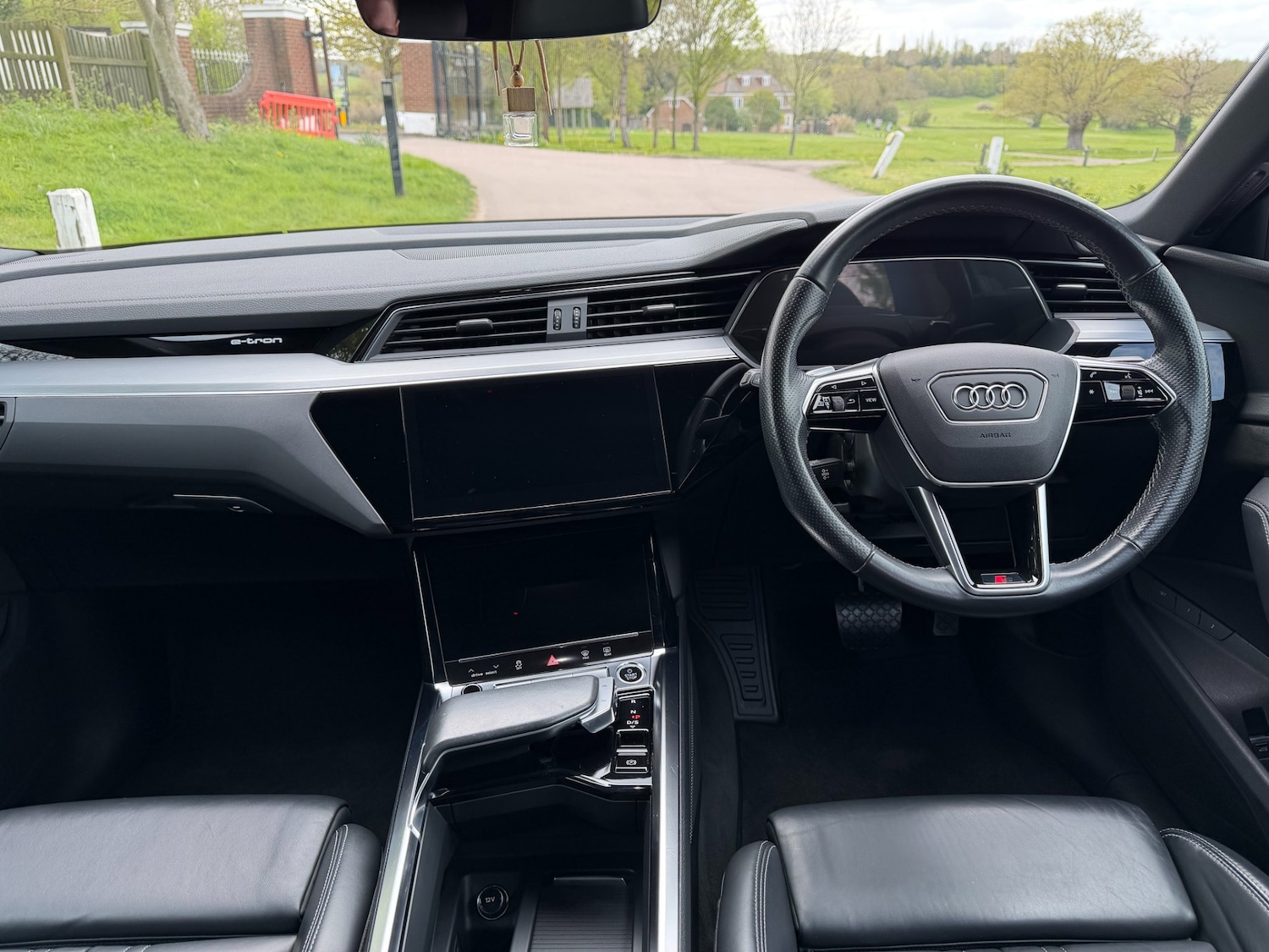 Used Audi e-tron 2021 for sale - 77675631: Photo 15