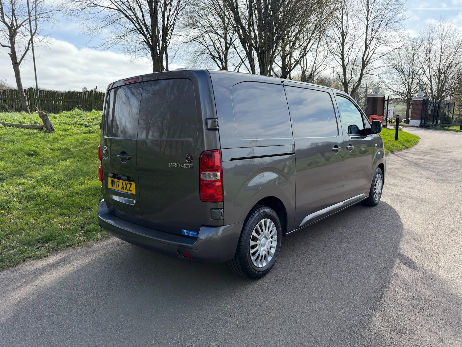 Used Toyota ProAce 2017 for sale - 77916915: Photo 2