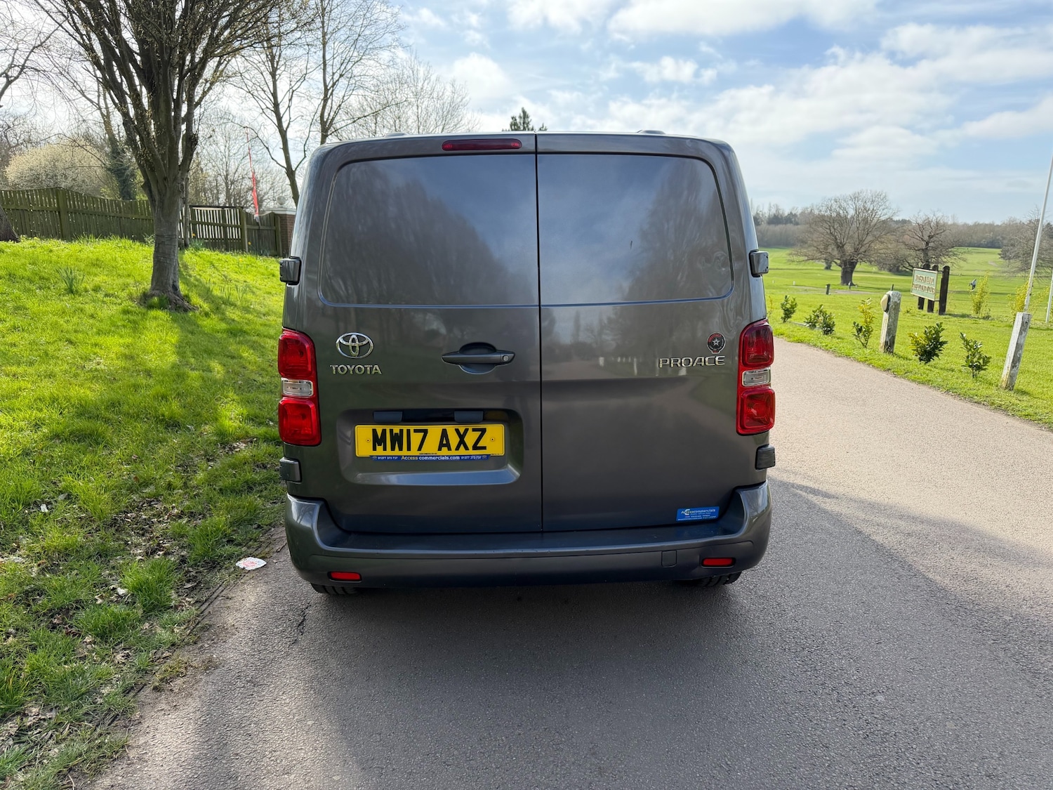 Used Toyota ProAce 2017 for sale - 77916915: Photo 3