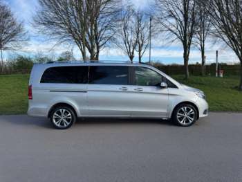 Used Mercedes-Benz V-Class 2017 for sale - 74215632: Photo