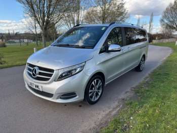 Used Mercedes-Benz V-Class 2017 for sale - 74215632: Photo