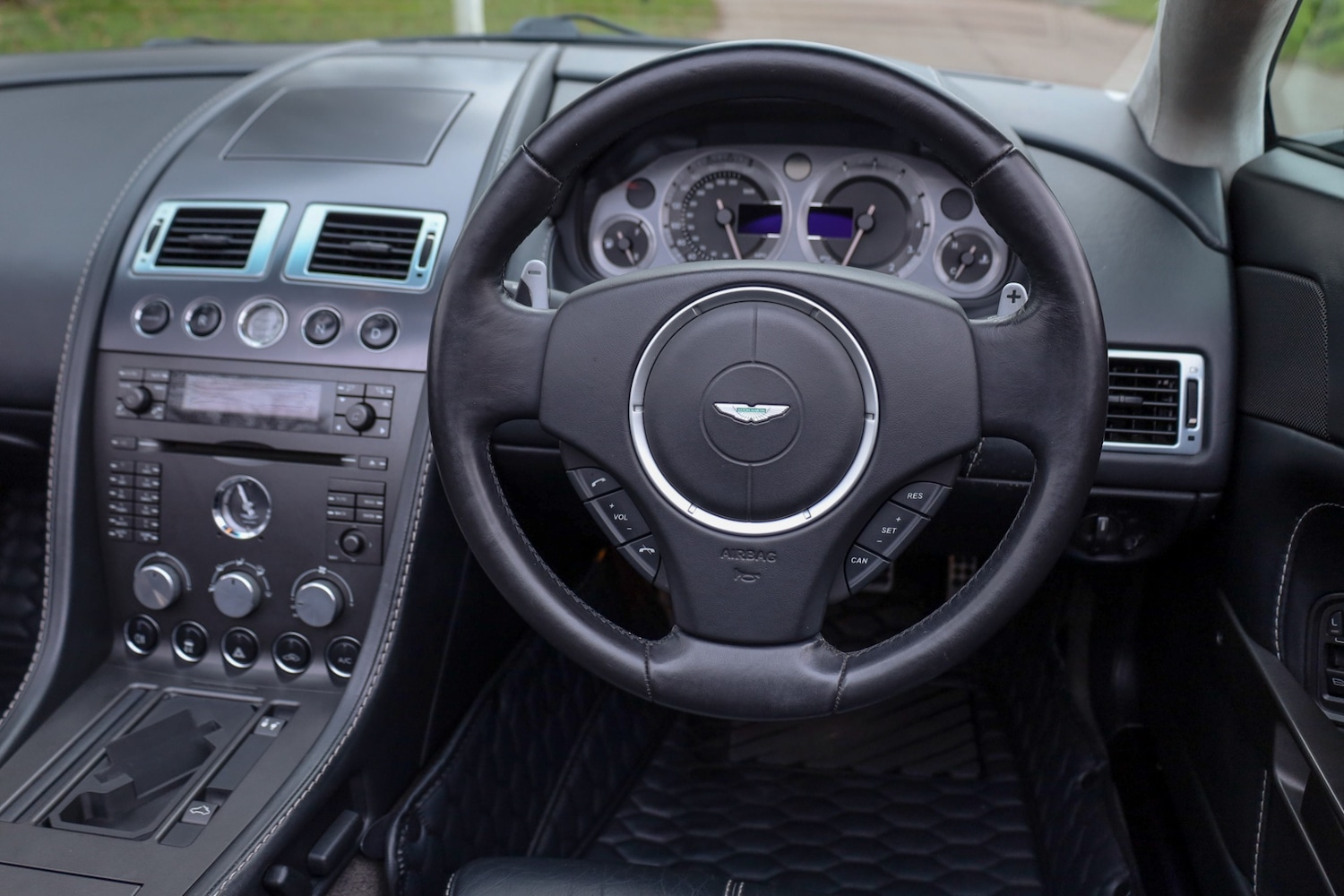 Used Aston Martin Vantage 2007 for sale - 76599981: Photo 13