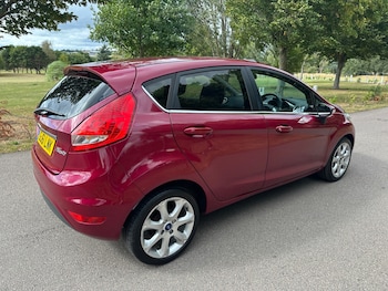 Used Ford Fiesta 2011 for sale - 75746803: Photo