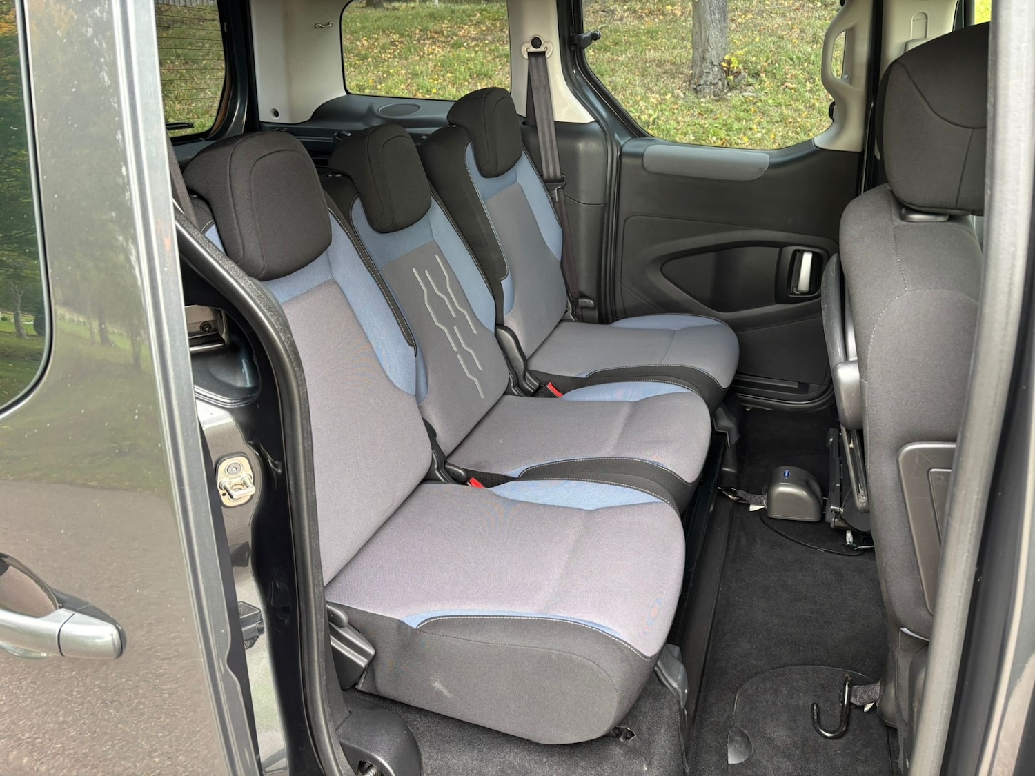 Used Peugeot Partner Tepee 2015 for sale - 76192545: Photo 10