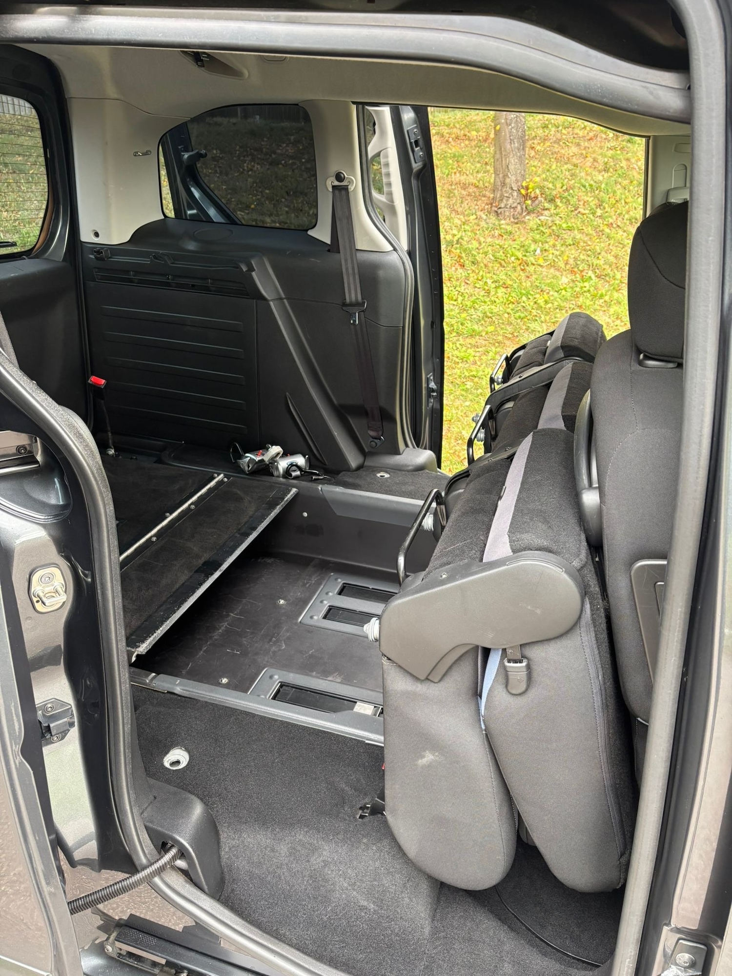 Used Peugeot Partner Tepee 2015 for sale - 76192545: Photo 11