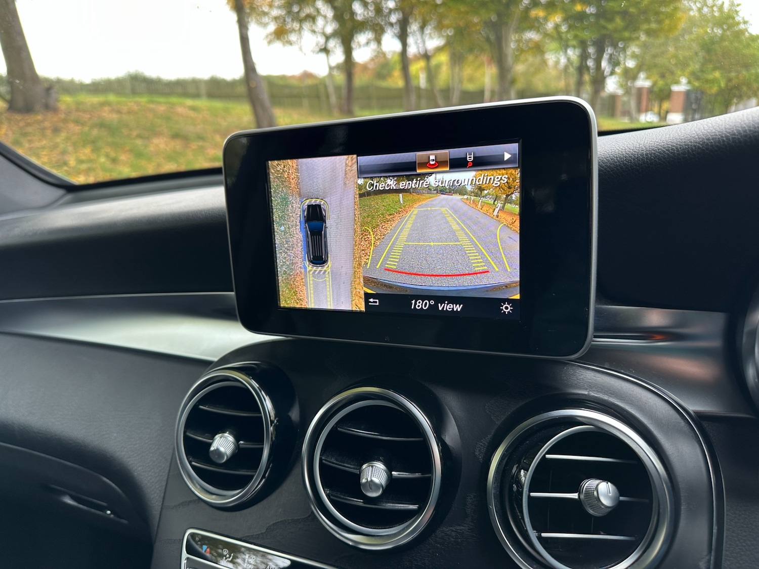 Used Mercedes-Benz GLC 2018 for sale - 76174401: Photo 7