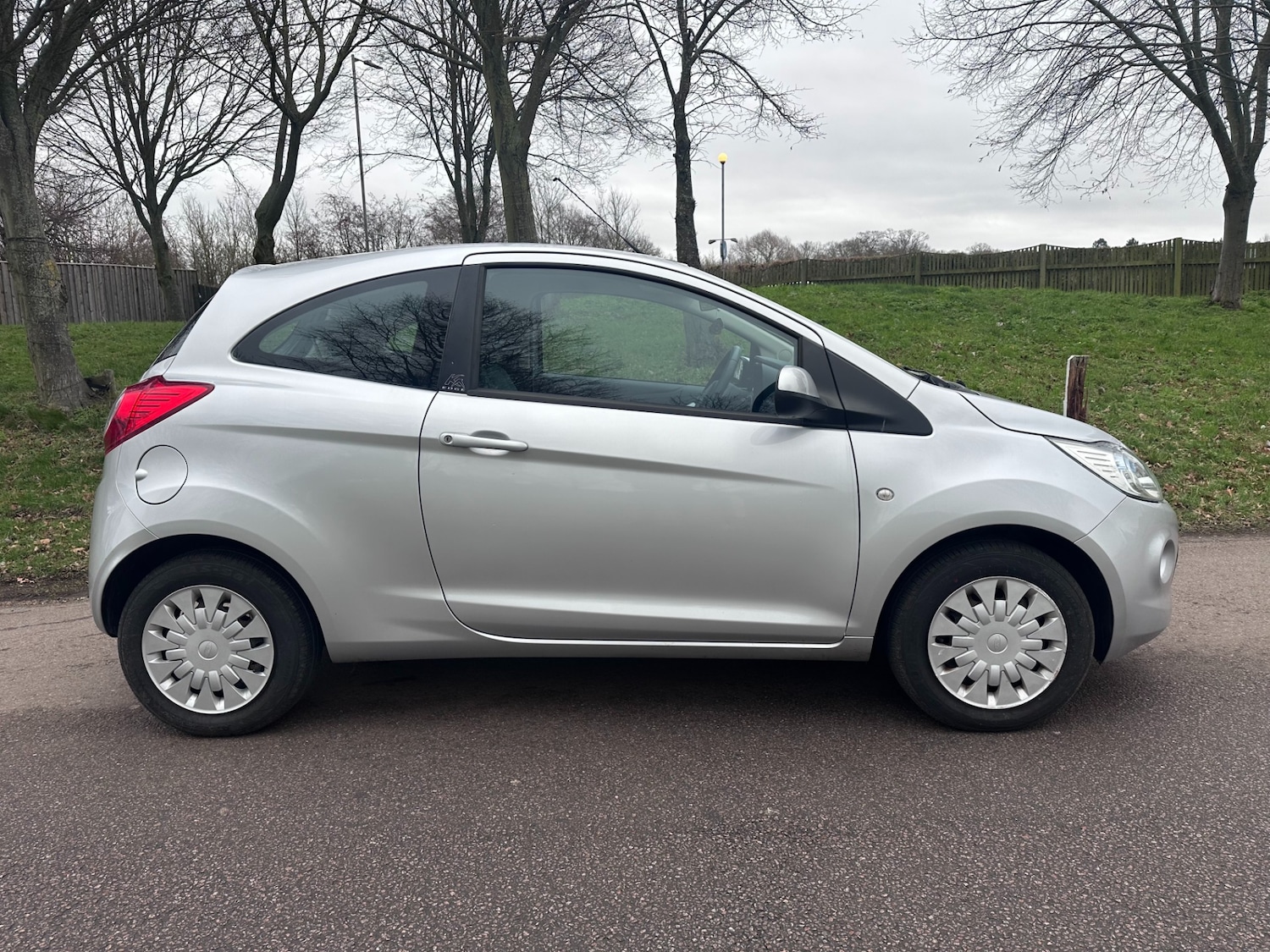 Used Ford Ka 2015 for sale - 77897933: Photo 2