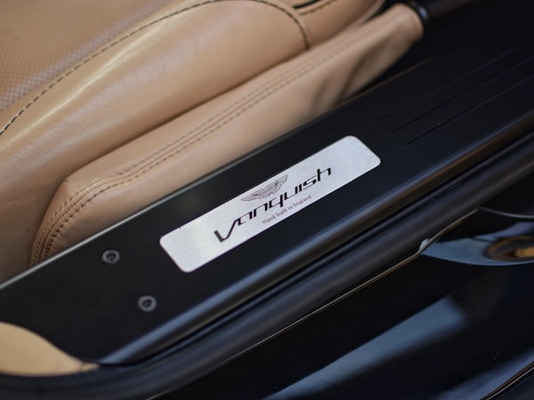 Used Aston Martin Vanquish 2013 for sale - 74073092: Photo 12