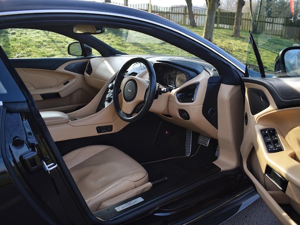 Used Aston Martin Vanquish 2013 for sale - 74073092: Photo 16