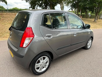 Used Hyundai i10 2010 for sale - 79333755: Photo