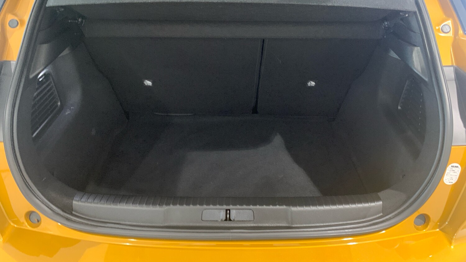 Used DS Automobiles DS 3 Crossback 2020 for sale - 75901296: Photo 19