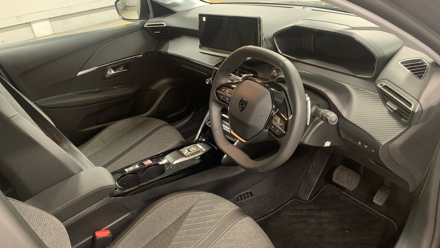 Used Peugeot 208 2024 for sale - 76608971: Photo 11