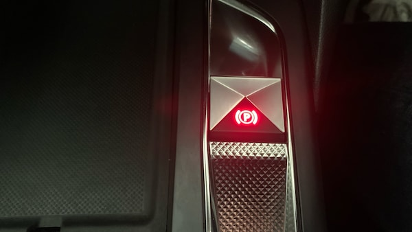 Used DS Automobiles DS 3 Crossback 2019 for sale - 76139403: Photo 21