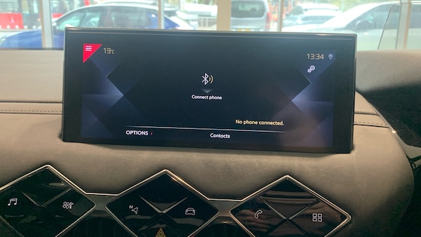 Used DS Automobiles DS 3 Crossback 2019 for sale - 76139403: Photo 31