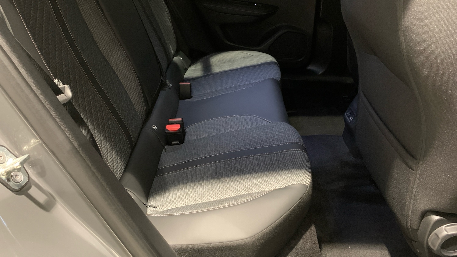 Used Peugeot 2008 2025 for sale - 76634736: Photo 43