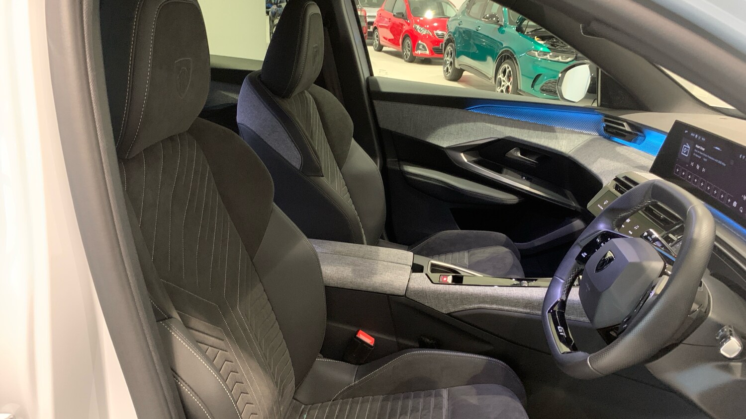 Used Peugeot 3008 2025 for sale - 76296652: Photo 42