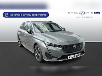 2025 - 1.2 Hybrid 136 GT 5dr e-DSC6