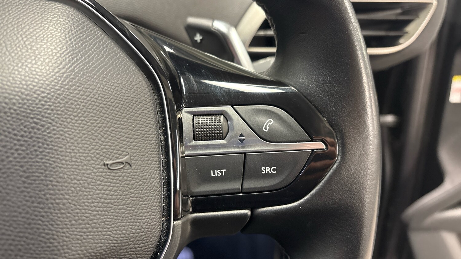 Used Peugeot 3008 2022 for sale - 77971219: Photo 24