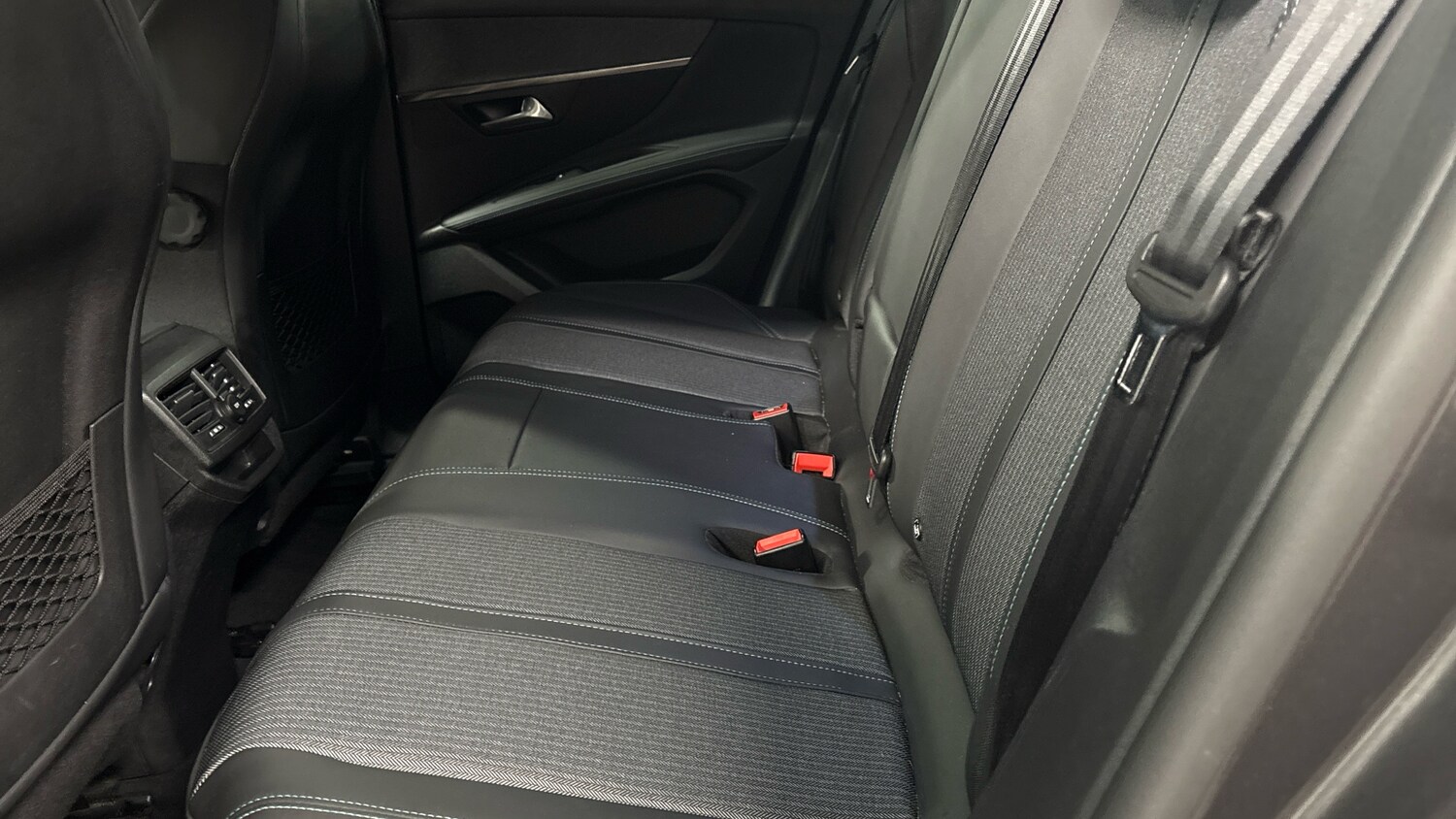 Used Peugeot 3008 2022 for sale - 77971219: Photo 33