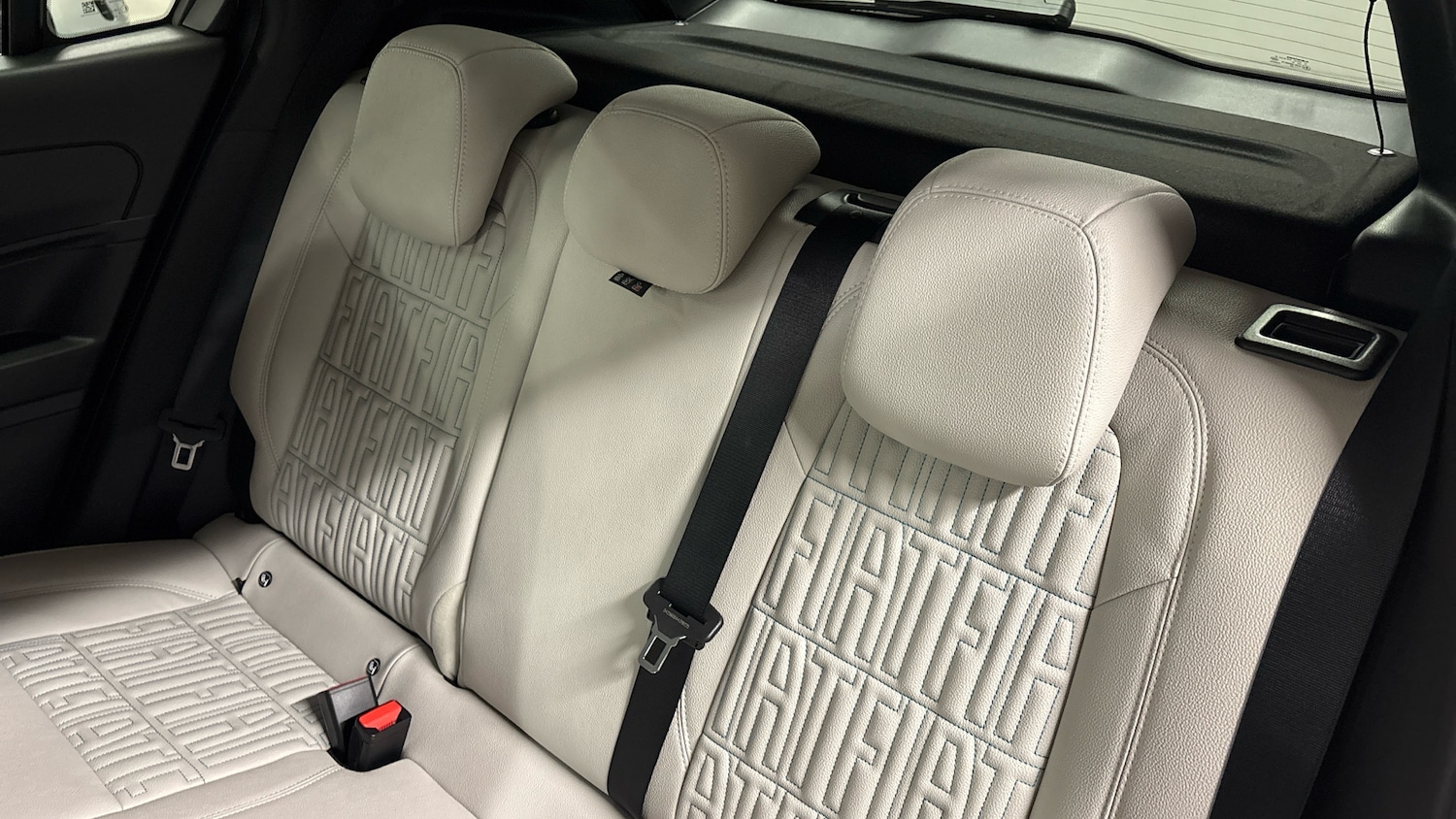 Used Fiat 600 2025 for sale - 76803277: Photo 25