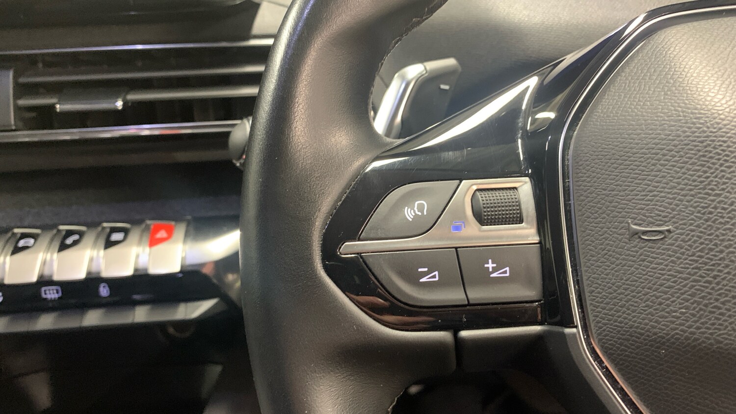 Used Peugeot 5008 2022 for sale - 76285226: Photo 23