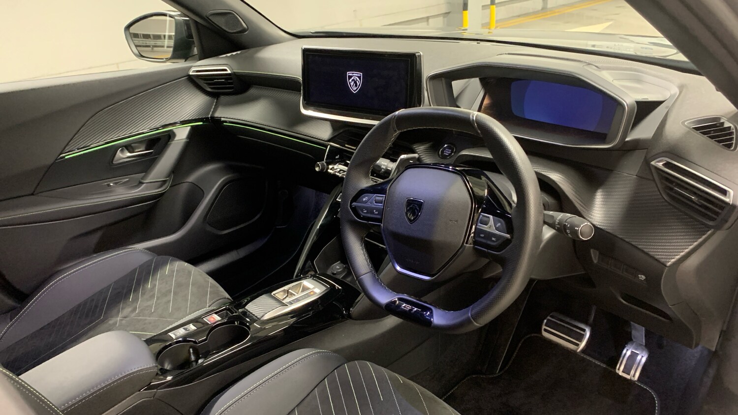 Used Peugeot 2008 2024 for sale - 76433825: Photo 11