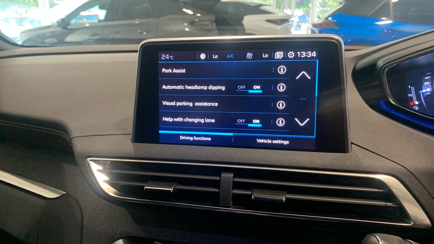 Used Peugeot 5008 2020 for sale - 76659858: Photo 30