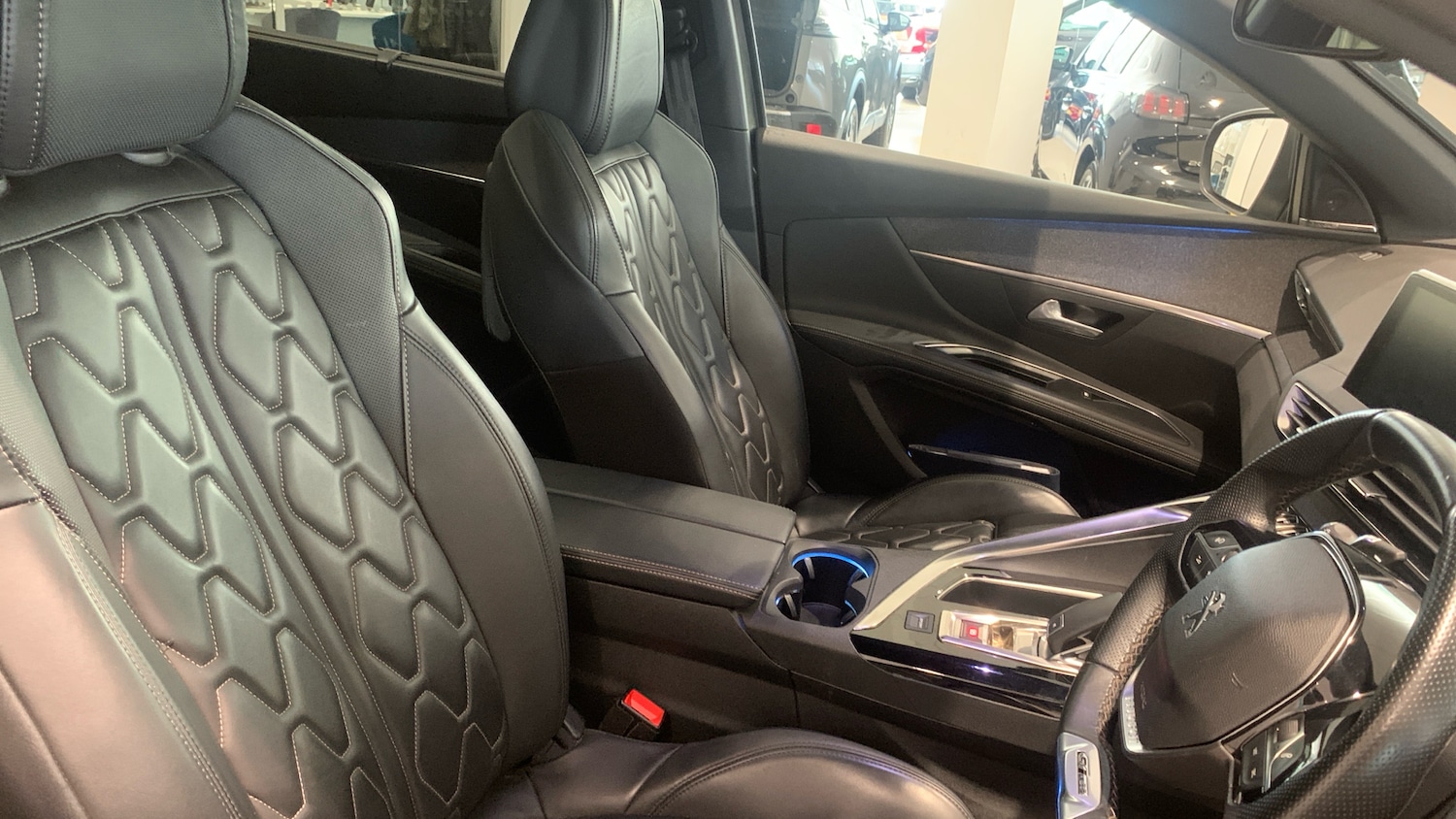 Used Peugeot 5008 2020 for sale - 76659858: Photo 42