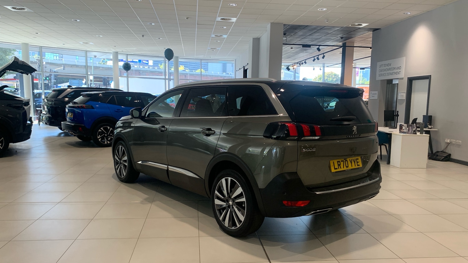 Used Peugeot 5008 2020 for sale - 76659858: Photo 5