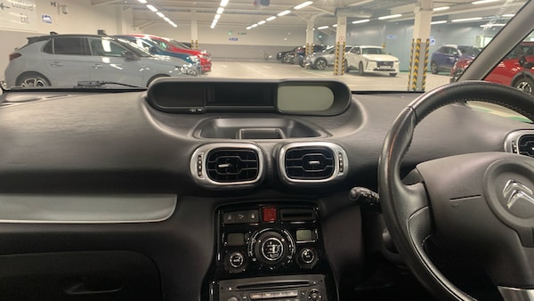 Used Citroen C3 Picasso 2017 for sale - 76168056: Photo 10