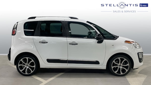 Used Citroen C3 Picasso 2017 for sale - 76168056: Photo 2