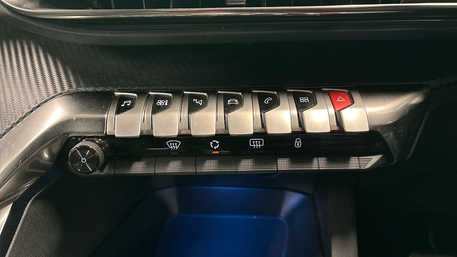 Used Peugeot 3008 2024 for sale - 77457157: Photo 54