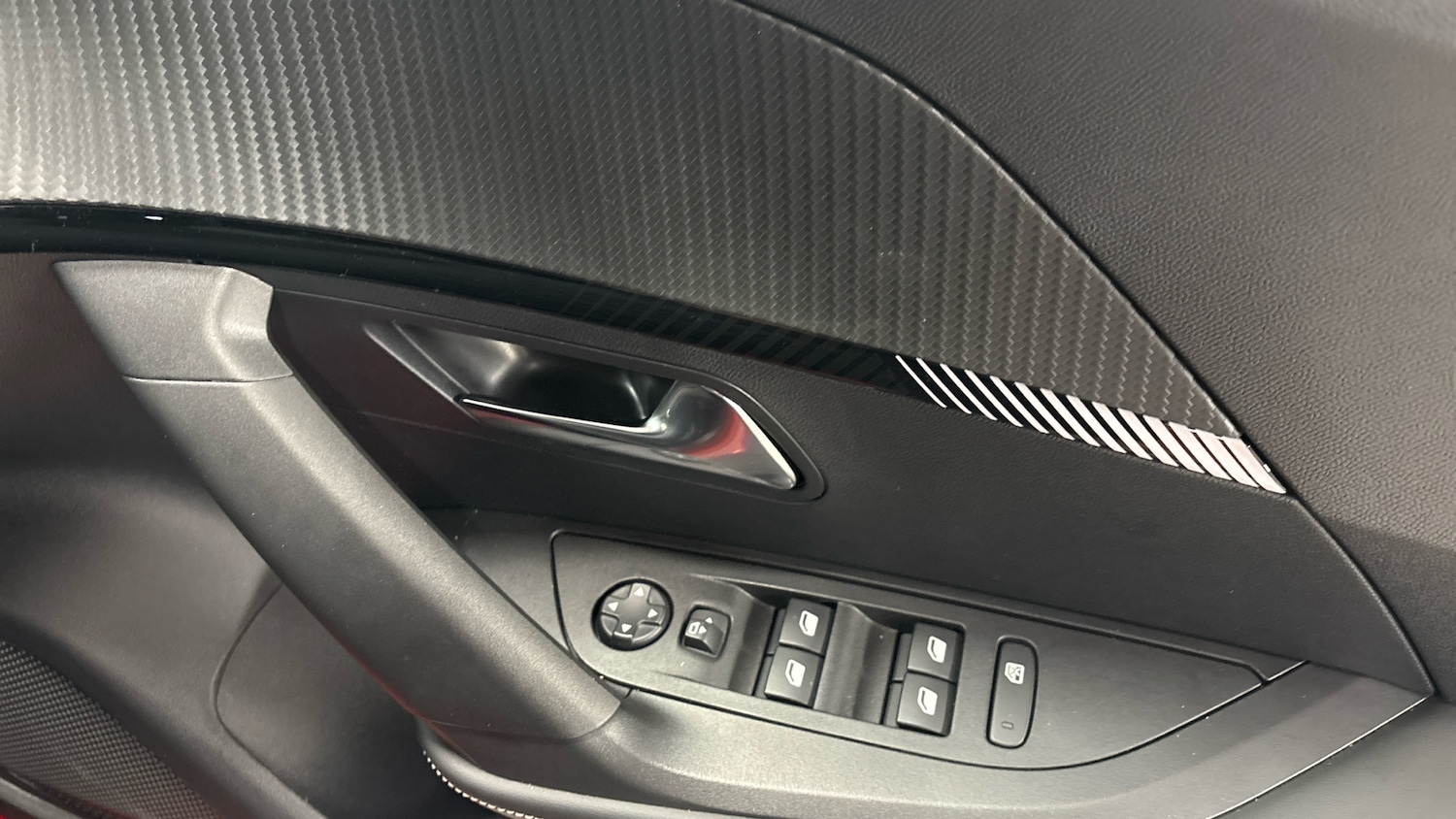 Used Peugeot 2008 2025 for sale - 76977294: Photo 22