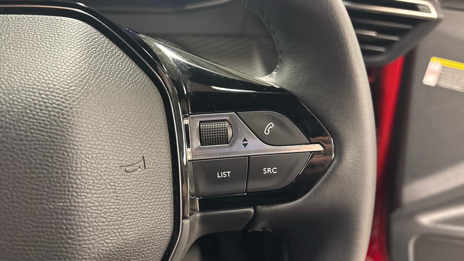 Used Peugeot 2008 2025 for sale - 76977294: Photo 24