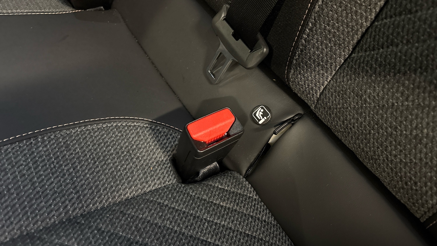 Used Peugeot 2008 2025 for sale - 76977294: Photo 34