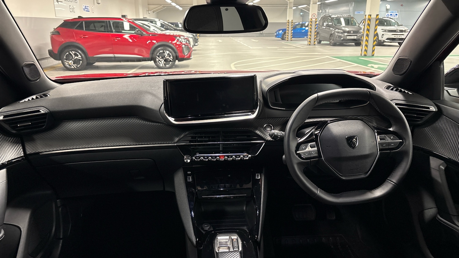 Used Peugeot 2008 2025 for sale - 76977294: Photo 4