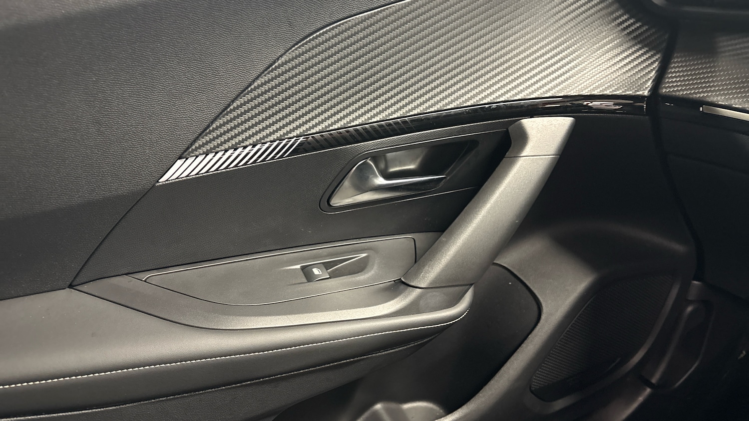 Used Peugeot 2008 2025 for sale - 76977294: Photo 40