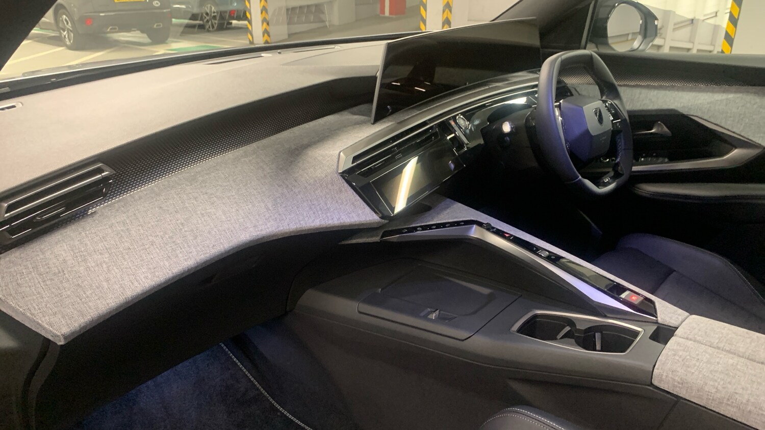 Used Peugeot 3008 2025 for sale - 78206001: Photo 12