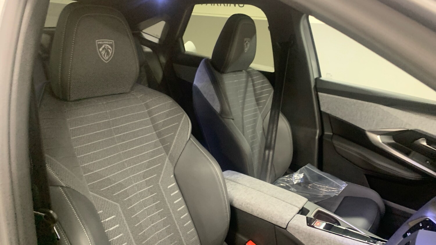 Used Peugeot 3008 2025 for sale - 78206001: Photo 42