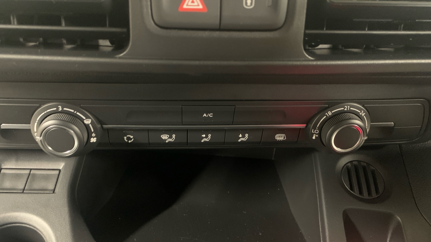 Used Citroen Berlingo 2023 for sale - 77268694: Photo 43