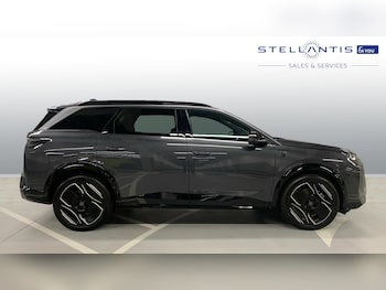 Used Peugeot 5008 2024 for sale - 76228713: Photo 2