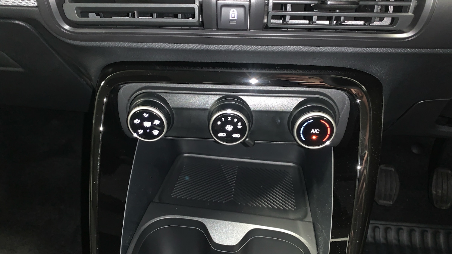 Used Citroen C3 2025 for sale - 76593353: Photo 34