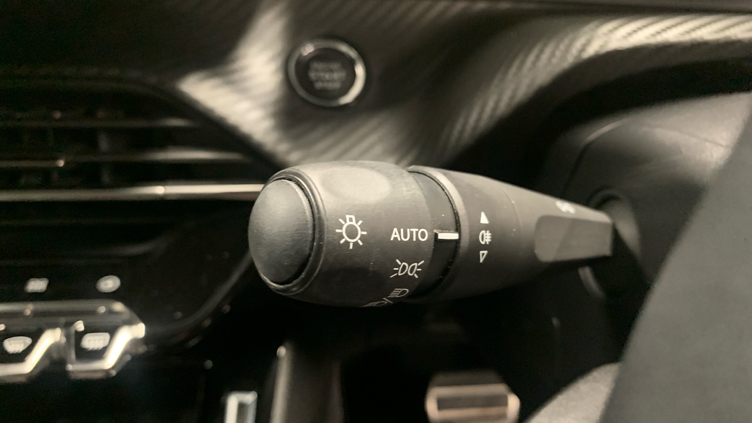 Used Peugeot 2008 2023 for sale - 76307983: Photo 27