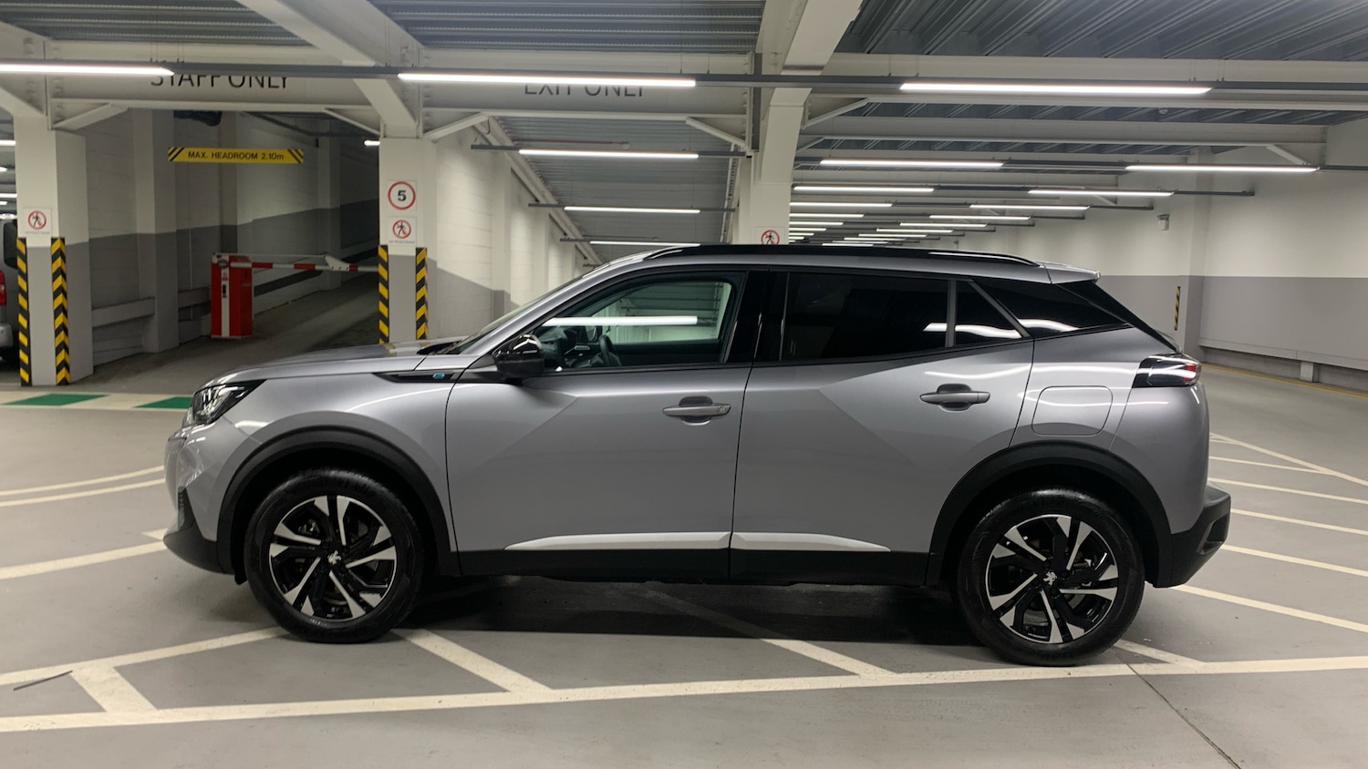 Used Peugeot 2008 2023 for sale - 76307983: Photo 6