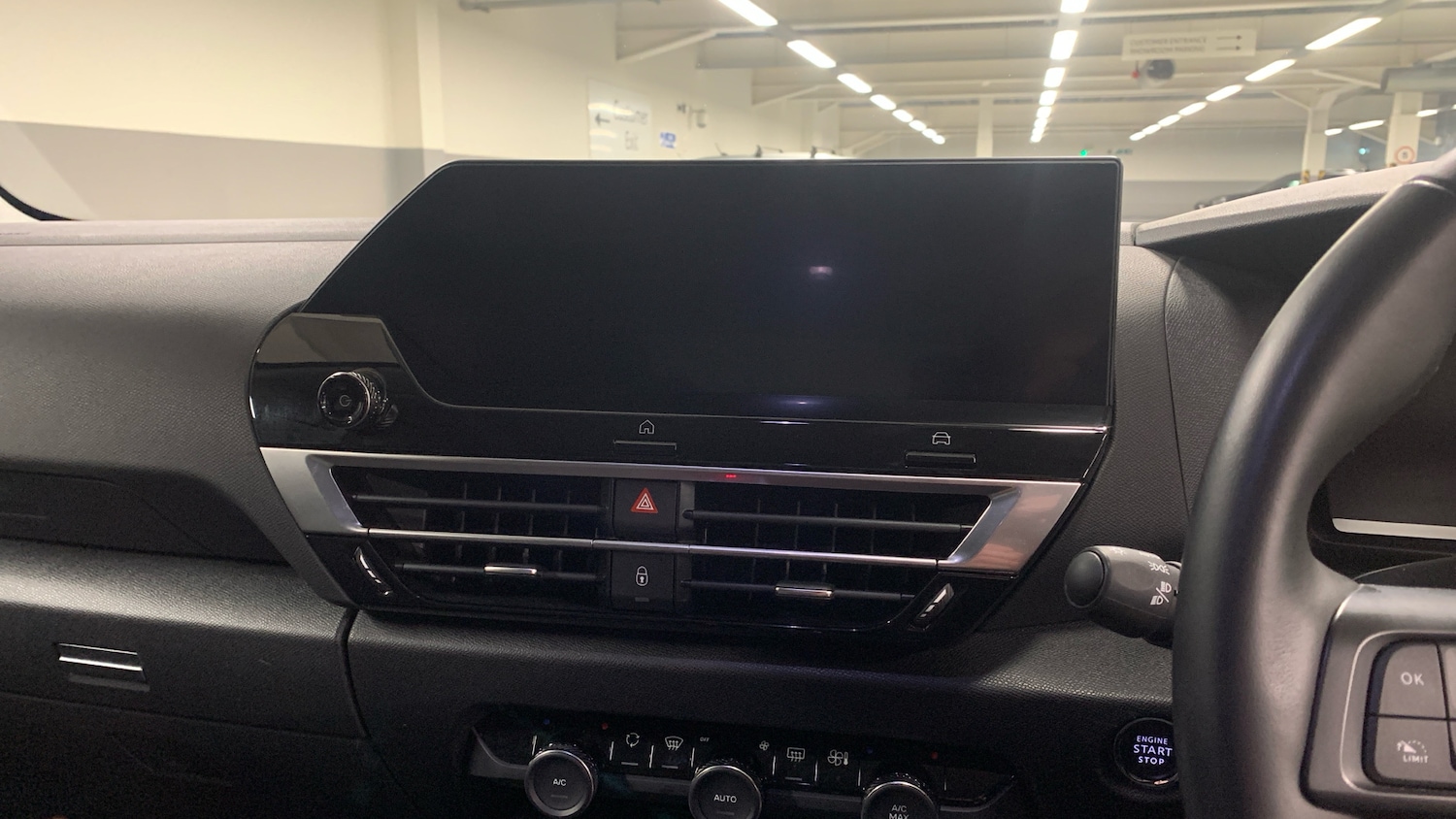 Used Citroen C4 2023 for sale - 76840387: Photo 10