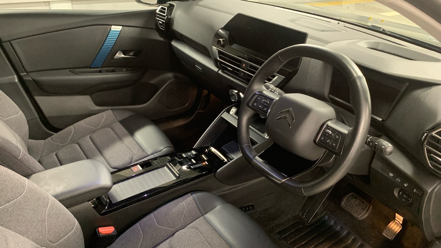 Used Citroen C4 2023 for sale - 76840387: Photo 11