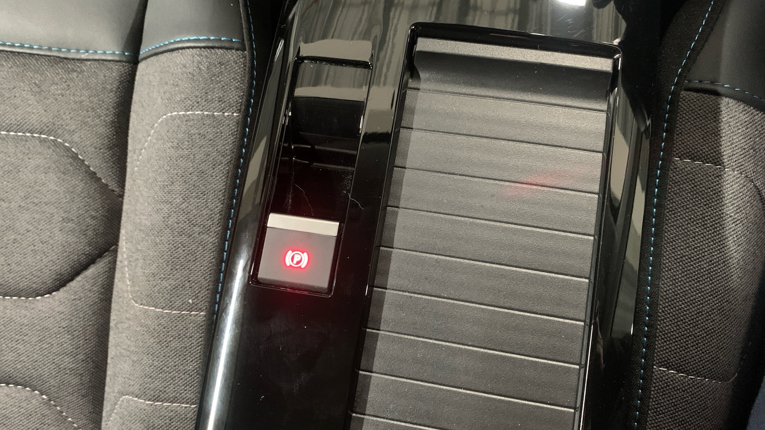 Used Citroen C4 2023 for sale - 76840387: Photo 21