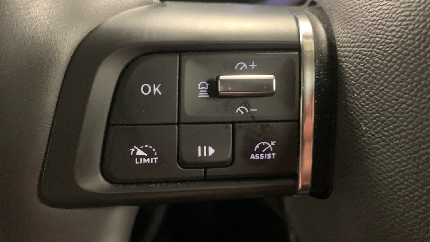 Used Citroen C4 2023 for sale - 76840387: Photo 23